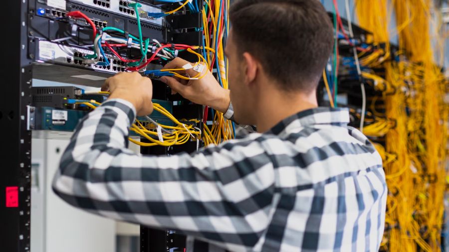 Why Your Business Needs Professionals in Dubai
